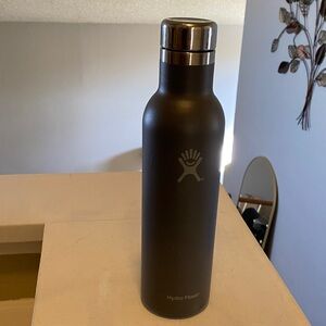 Hydro Flask Matte Black Insulated Bottle
